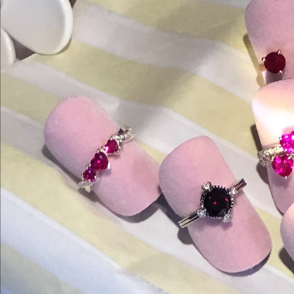 Genuine Garnet Hearts Rope Design Sterling Silver ring 7 - Picture 3 of 6